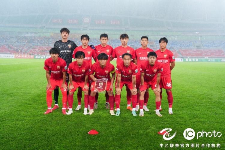 法媒：阿森纳有意巴黎18岁后卫姆本巴，球员倾向于今夏离队